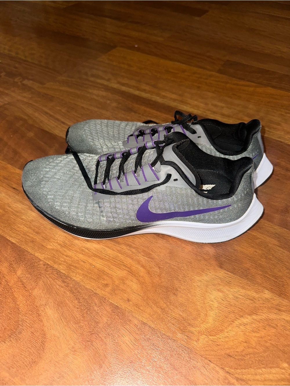 Nike Men’s Athletic Shoes - Gray with Purple Swoosh
